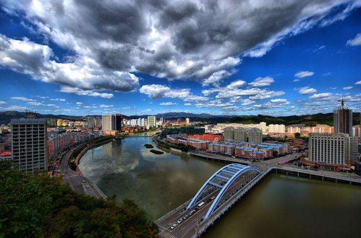 承德，生态旅游与经济繁荣的和谐之路